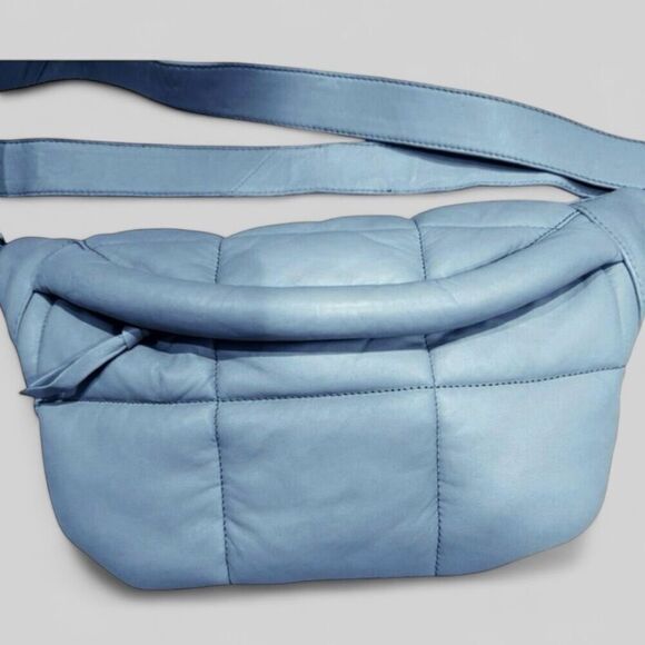 STYLISM Denmark Sheepskin Oversized Puffy Quilted Light Blue Crossbody Bag NWOT - Picture 5 of 11